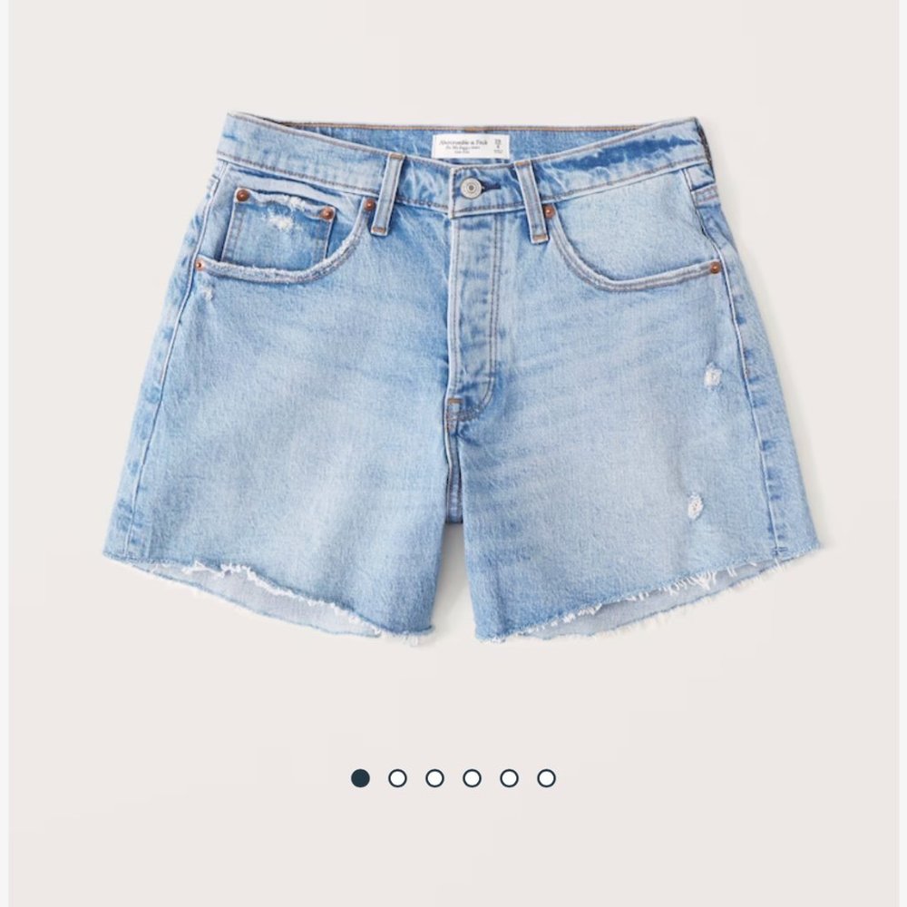 Abercrombie Curve Love 90s Baggy Short
